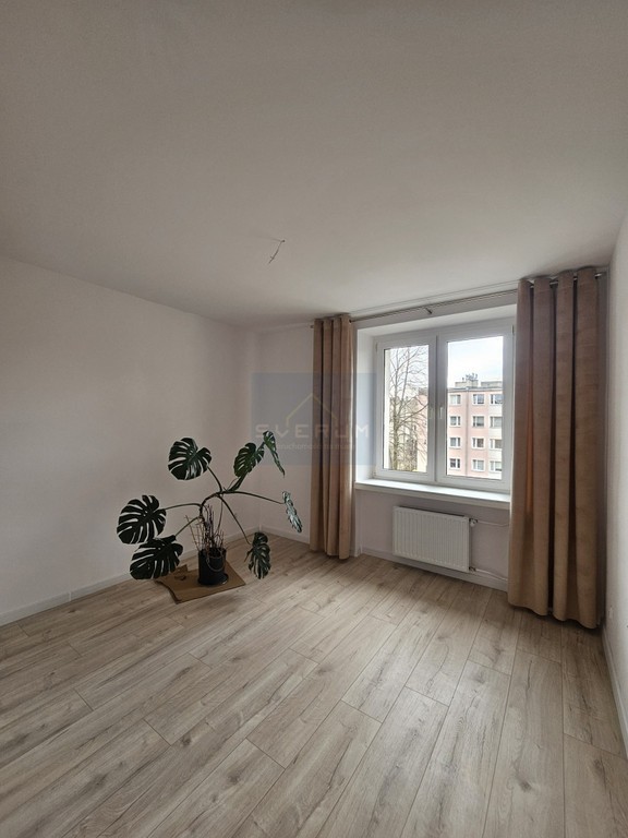 Centrum M-3 po remoncie . – pohled 3