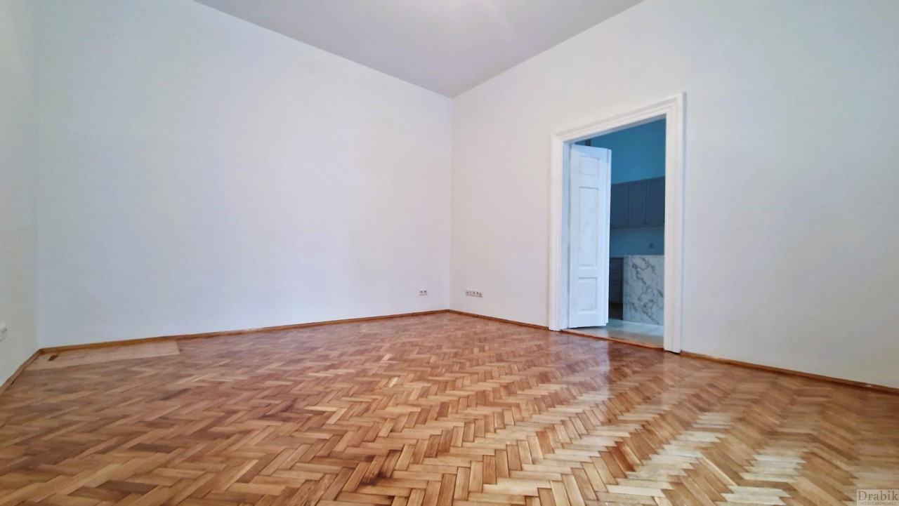 Jednopokojowe mieszkanie do wynajęcia Plac Matejki - Więcej