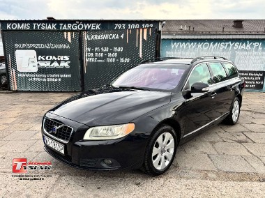 Volvo V70 III-1