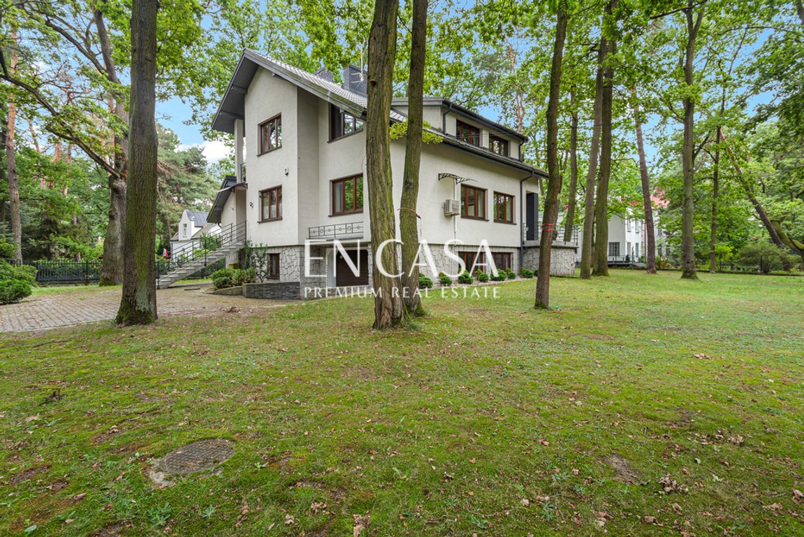 Dom blisko 250m2, najlepsza część Milanówka