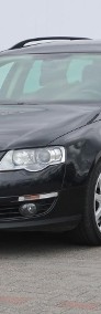 Volkswagen Passat B6 , Xenon, Klimatronic, Tempomat, Podgrzewane siedzienia,ALU-3