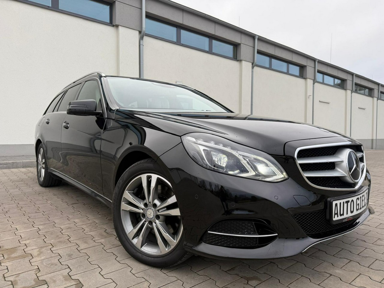 Mercedes-Benz Klasa E W212 E 350 T BlueTEC 4Matic 7G-TRONIC Avantgarde