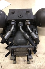 Claas Arion-amortyzacja osi/Claas Arion 620-3