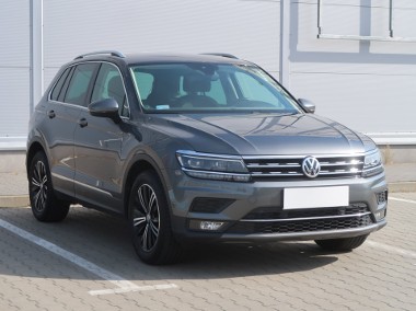 Volkswagen Tiguan , Salon Polska, Serwis ASO, DSG, Navi, Klimatronic, Tempomat,-1