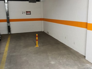 Do wynajęcia miejsce parkingowe w garażu podziemnym Tymienieckiego 21D Lofty-1