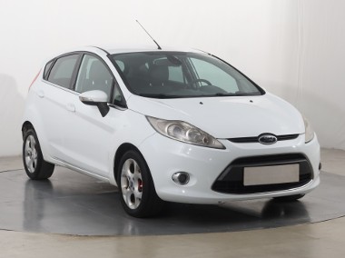 Ford Fiesta VII , GAZ, Klimatronic, Parktronic, Podgrzewane siedzienia,ALU-1