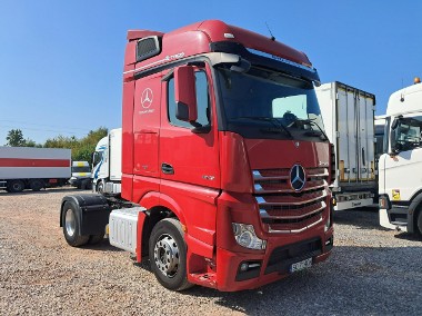 Mercedes-Benz Actros-1