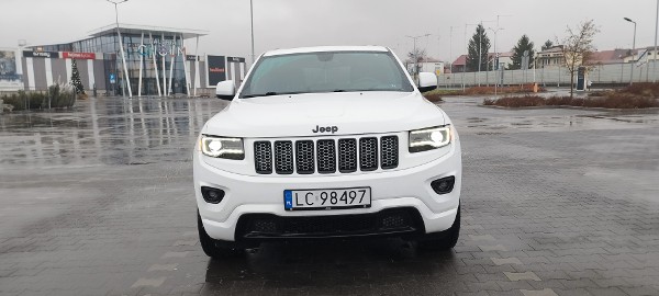 Laredo Altitude 3.6 V6 286 KM LPG AWD Automat ZF 8HP