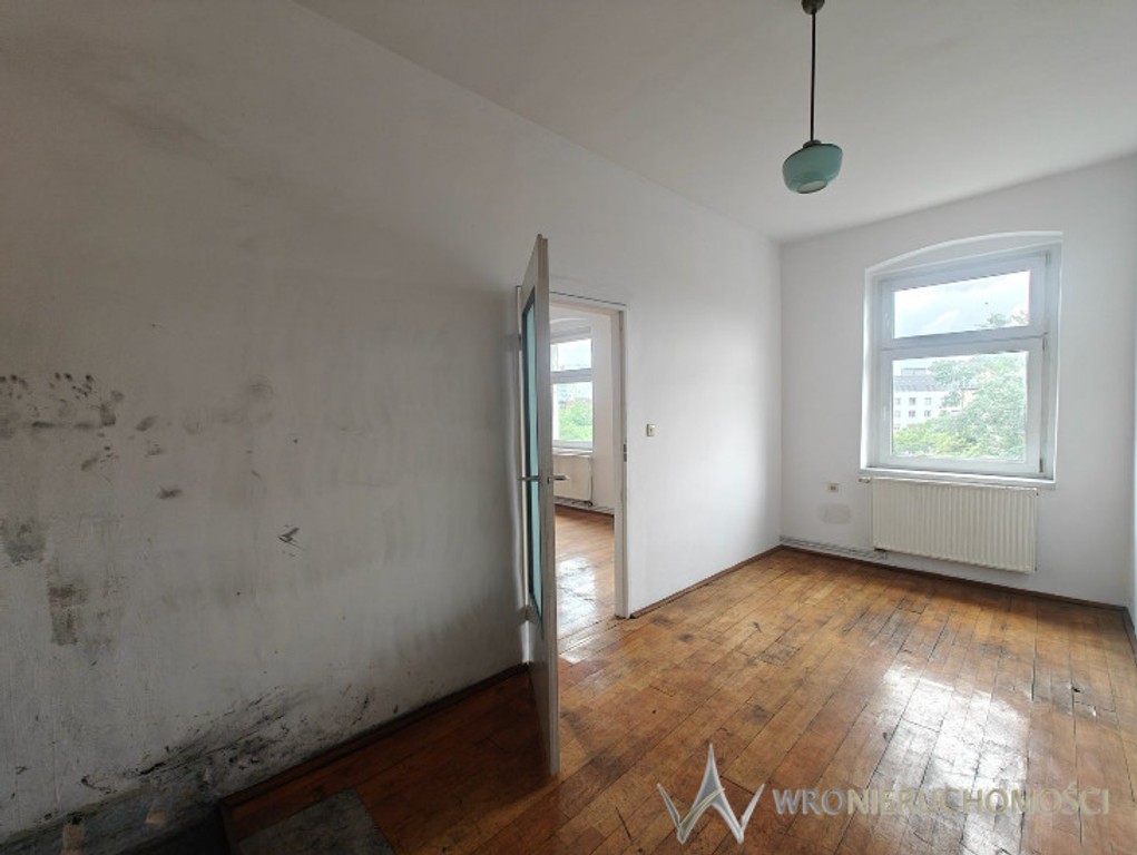 44 m² | Centrum | Potencjał na 3 pokoje - Więcej