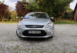 Ford Mondeo Oferuję zadbanego sedana z 2014 roku w wersji Titanium.