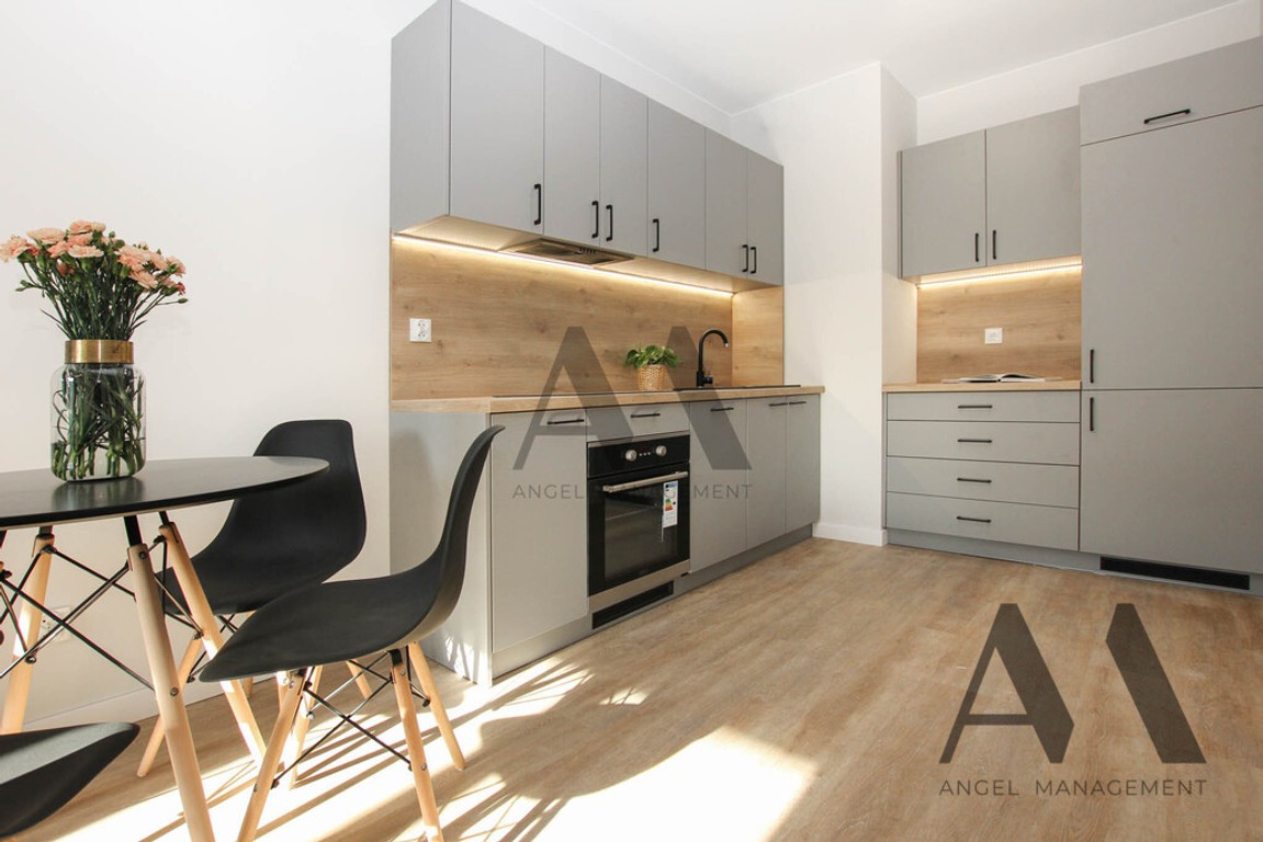 Angel City | klimatyzacja| ochrona | SPA+GYM - Widok 3