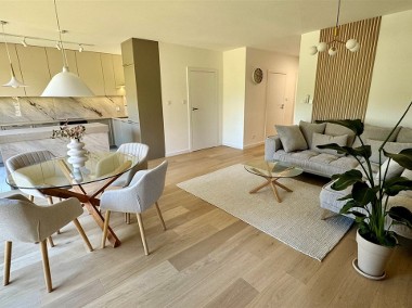 Ładny Apartament 3 pokoje (85,12m2) Wola Justowska-1