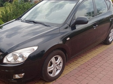 Sprzedam Hyundai i30 1,6 crdi 2009r.-1