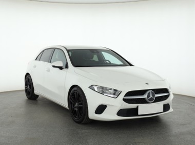 Mercedes-Benz Klasa A W177 , Salon Polska, Serwis ASO, Skóra, Klimatronic, Tempomat-1
