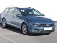 Volkswagen Passat B8 , Salon Polska, Navi, Klimatronic, Tempomat, Parktronic