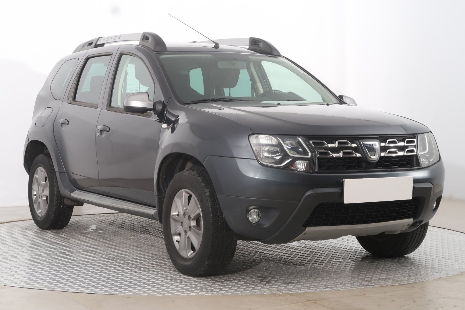 Dacia Duster I , Salon Polska, Navi, Klima