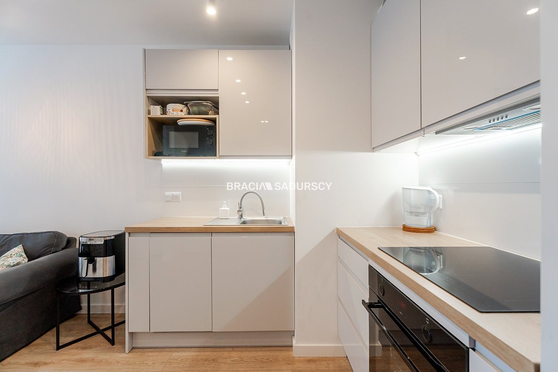 Super lokalizacja uczelnie 2 pokoje balkon tramwaj – pohled 5