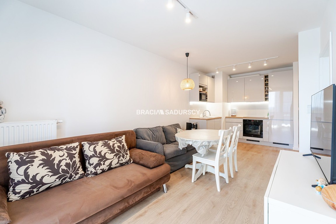 Super lokalizacja uczelnie 2 pokoje balkon tramwaj – pohled 6