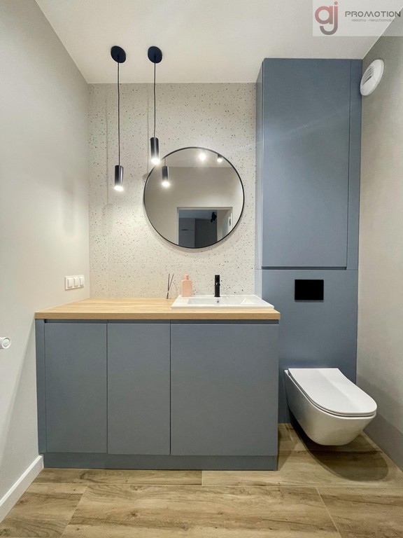 Apartament z wydzieloną sypialnią - ul. Milionowa - Widok 6