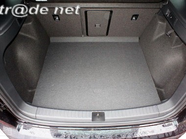SEAT ATECA od 09.2016 r. napęd 4x4 najwyższej jakości bagażnikowa mata samochodowa z grubego weluru z gumą od spodu, dedykowana SEAT-1