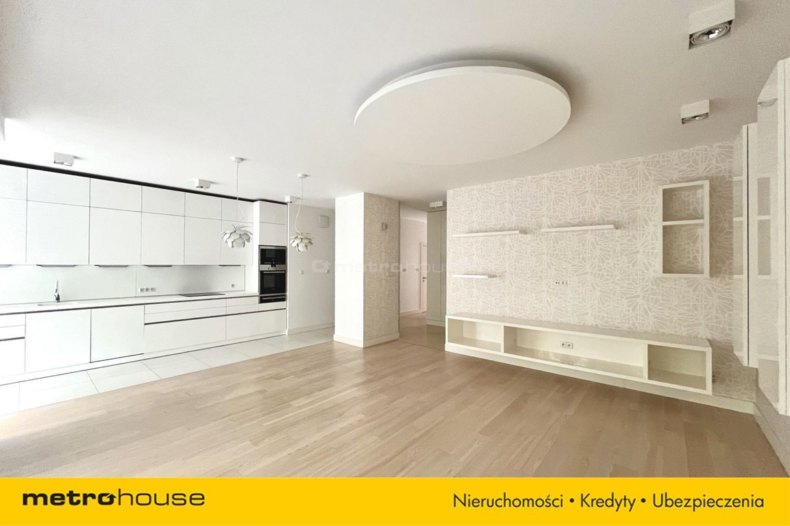 133 m² Recepcja 24h Taras 2 garaże - View 3