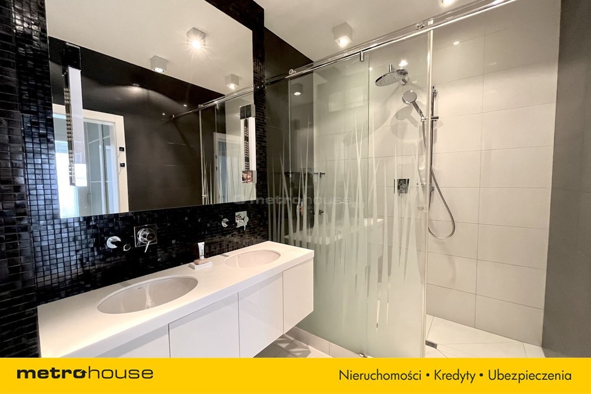 133 m² Recepcja 24h Taras 2 garaże - View 5