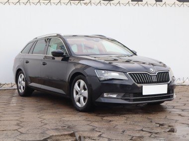 Skoda Superb III , Navi, Xenon, Bi-Xenon, Klimatronic, Tempomat, Parktronic,-1