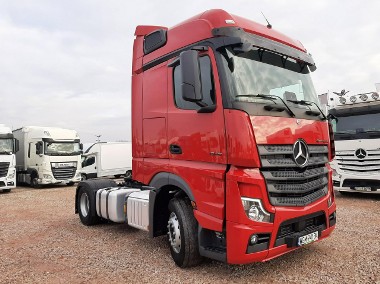 Mercedes-Benz actros-1