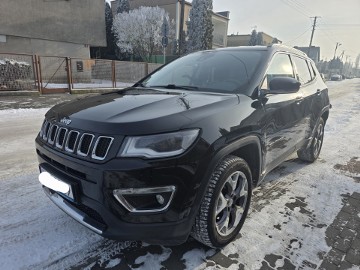 Sprzedam jeep compas stan idealny, w ciaglym uzytkowaniu.