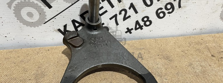 New Holland T6 T7 - widełki przesuwnika 87580868-1