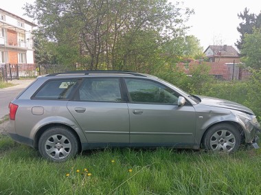 Audi A4 II po wypadku rok produkcji 2003-1