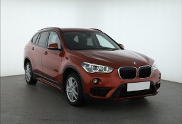 BMW X1 F48 , Salon Polska, Serwis ASO, Automat, Navi, Klimatronic,