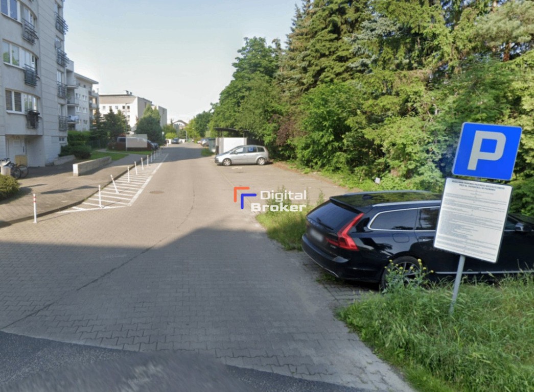 działka lub grunt na sprzedaż