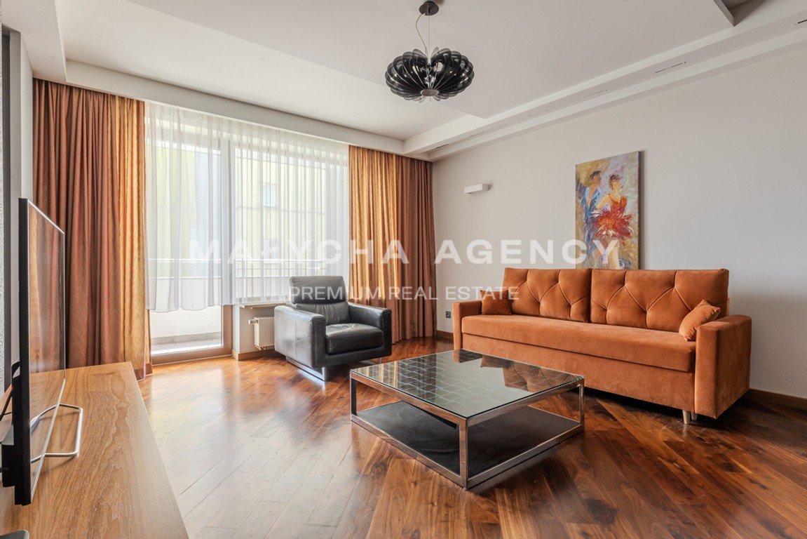 Apartament w sercu Warszawy | 77 m² | Śródmieście