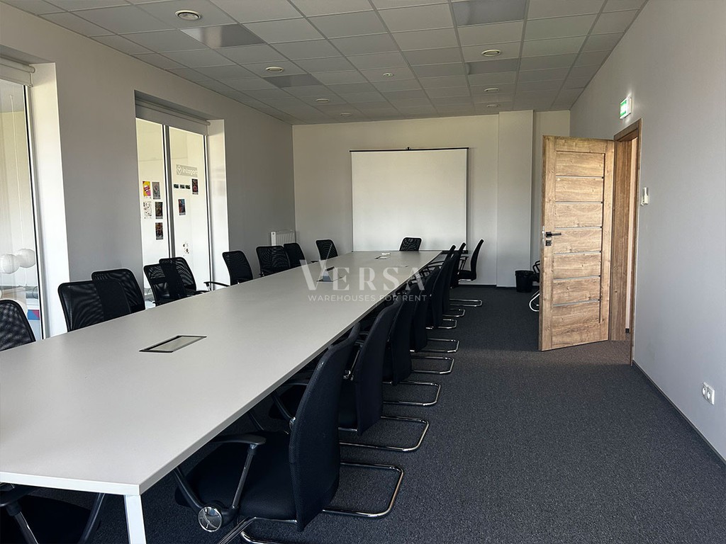 Magazyn 1454 mkw - 0% Prowizji – další