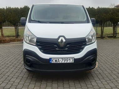 Renault Trafic-1