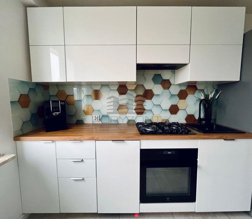 4-pokojowe mieszkanie 70m2, blok ul. Sandomierska