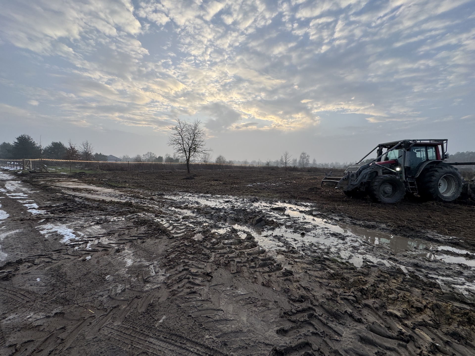 Działka budowlana pod dom jednorodzinny/blizniak 1850m² Ozorowice u. Sportowa - prąd na działce, wyrównana, gotowa do budowy 10min od Wrocławia - Widok 6