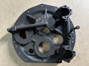 Claas AXION 830 CMATIC Pokrywa Przekładni 00 1149 385 1 0011493851-1