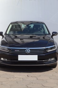 Volkswagen Passat B8 , Salon Polska, Automat, Skóra, Navi, Klimatronic, Tempomat,-2