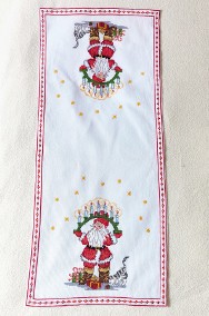 Ręcznie haftowany obrus haft krzyżykowy Mikołaj Boże Narodzenie Święta-2