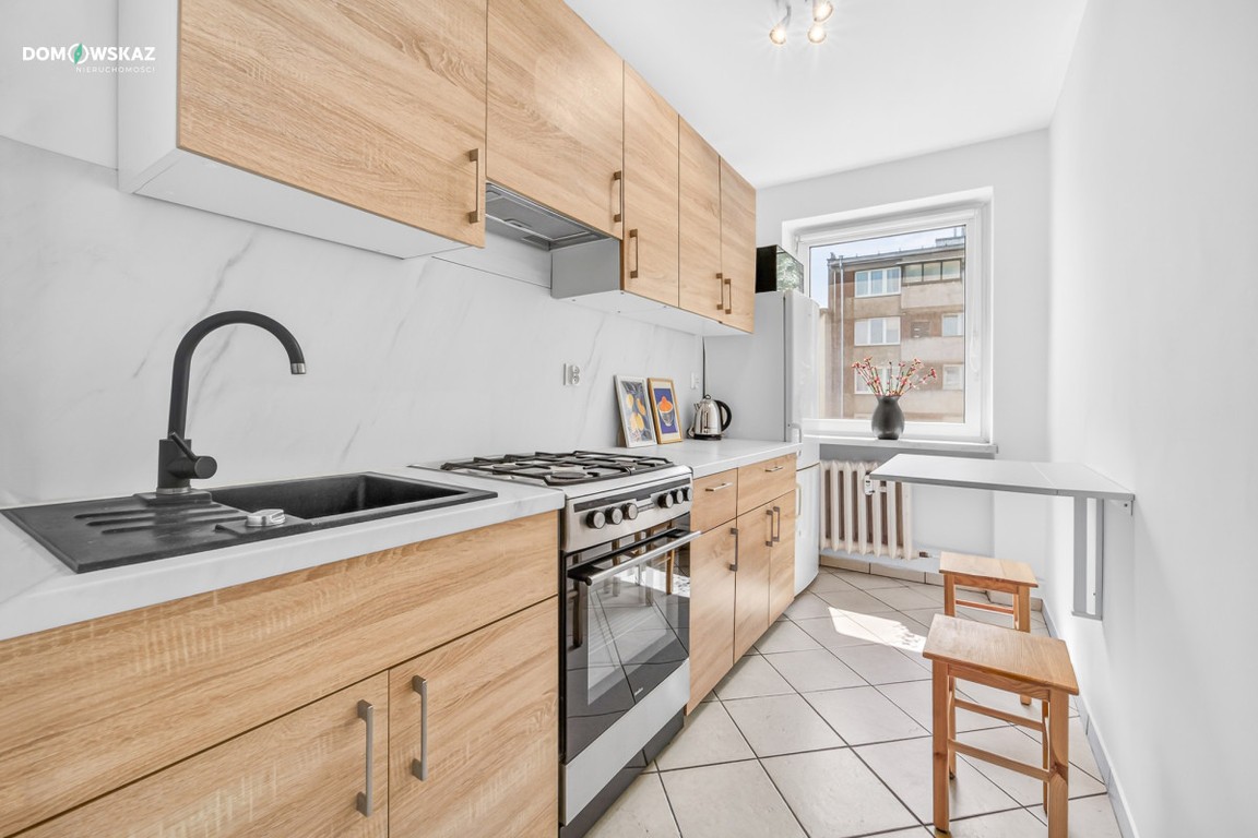 Kawalerka 29,5 m² w topowej lokalizacji Katowic - Widok 4