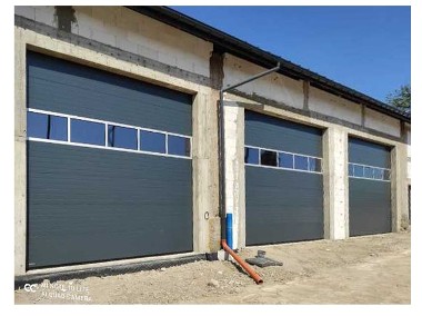 Nowa brama garażowa segmentowa FAKRO 3000x2500 antracyt Czyste powietrze-1