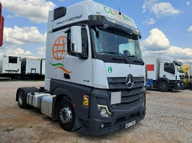 Mercedes-Benz Actros-1