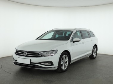 Volkswagen Passat B8 , Salon Polska, 1. Właściciel, Serwis ASO, 200 KM, Automat,-1