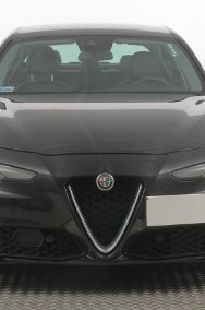 Alfa Romeo Giulia , Salon Polska, Serwis ASO, 177 KM, Skóra, Navi, Xenon,-2