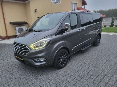 Ford Tourneo-1