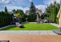 Dom z pięknym ogrodem i dobrym rozkładem, w pełni wyposażony- bezpośrednio-Wawer