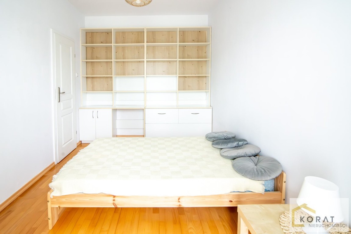Salwator | ul. Emaus | 2 pokoje | Balkon | Widok – pohled 3