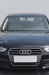 Audi A4 IV (B8) , Salon Polska, Skóra, Xenon, Bi-Xenon, Klimatronic,-2